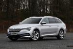 Skoda Superb iV Combi 2019 года (UK)